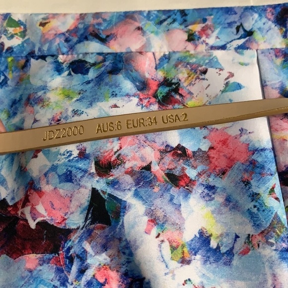 EVER New Melbourne Fit and Flare Dress Painted Style Design with Goldtone - Picture 5 of 7